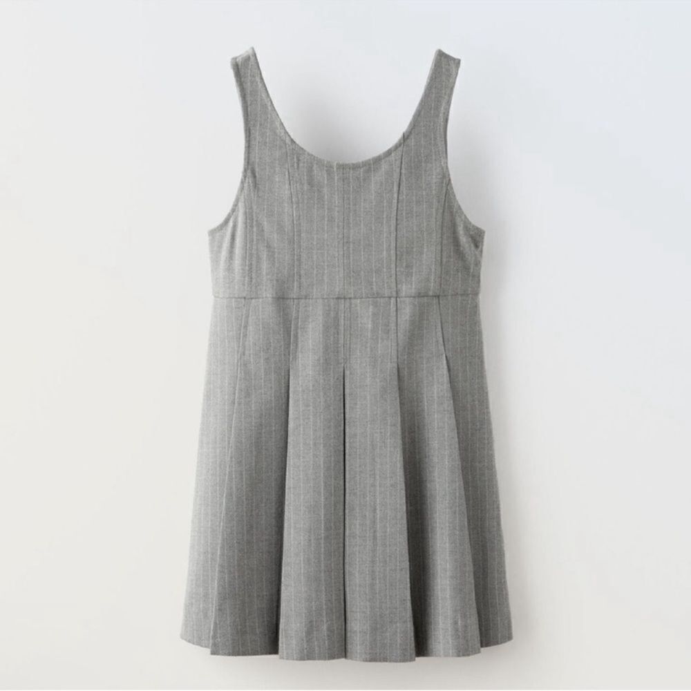 Zara Stripe Girls Sleeveless Pleated Dress(Size 13-14yrs)